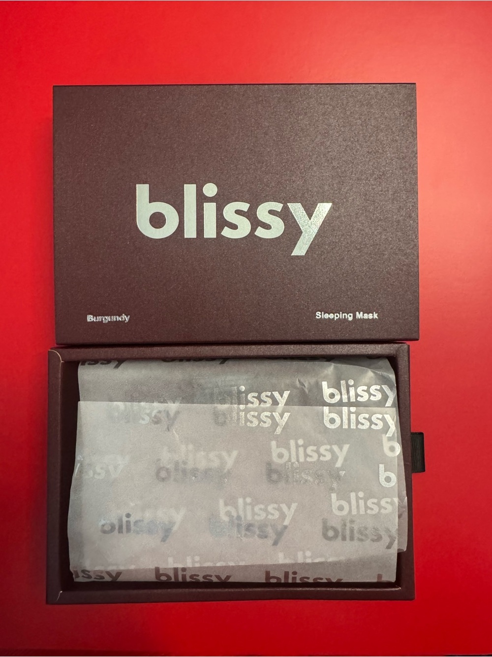 Blissy Burgundy Sleep Mask — Luxe Light-Blocking Eye Mask